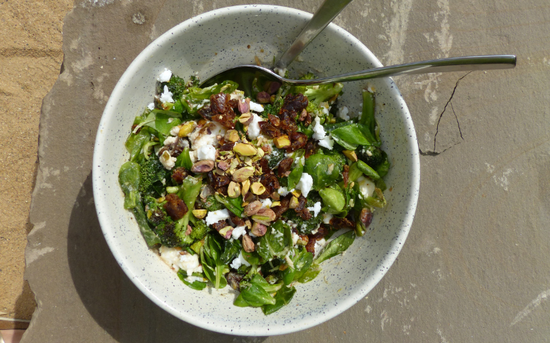 Supergrüner Sommersalat Rezept