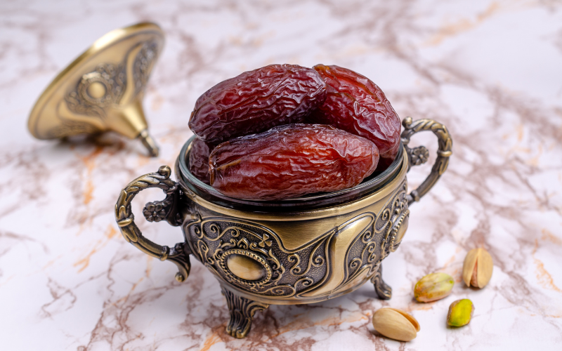 Datteln in verschiedenen Kulturen