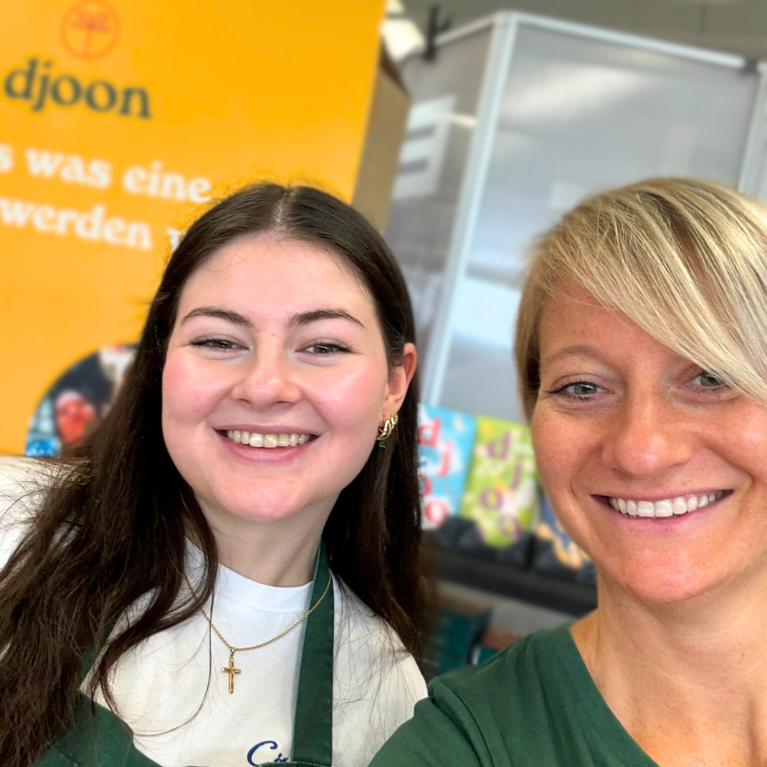 Hinter djoon steckt ein starkes Team, das jeden Tag daran arbeitet dir die besten Dattelpralinen ohne schlechtes Gewissen zu bieten