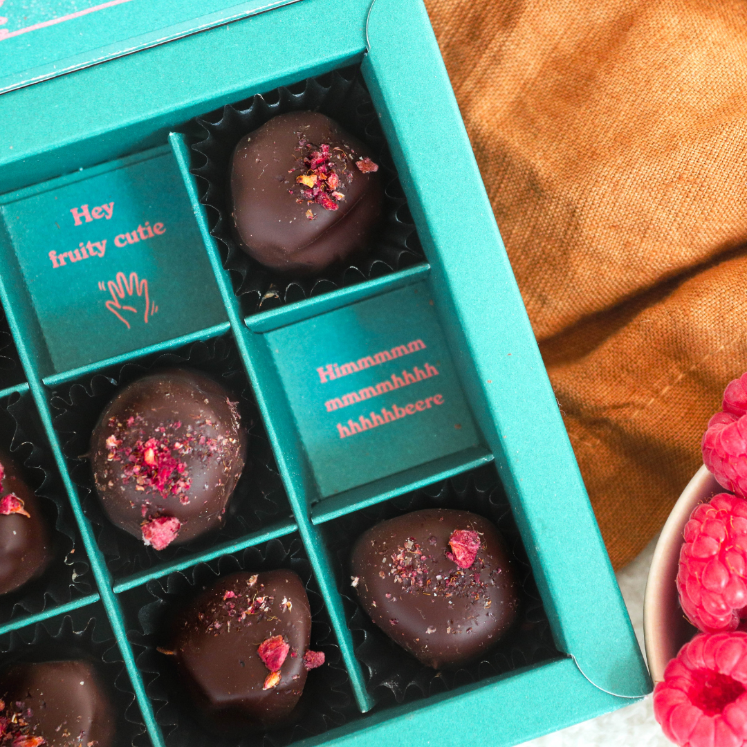 Das djoon Verpackungsdesign eignet sich perfekt als Geschenk mit kleinen Botschaften für die liebsten Menschen