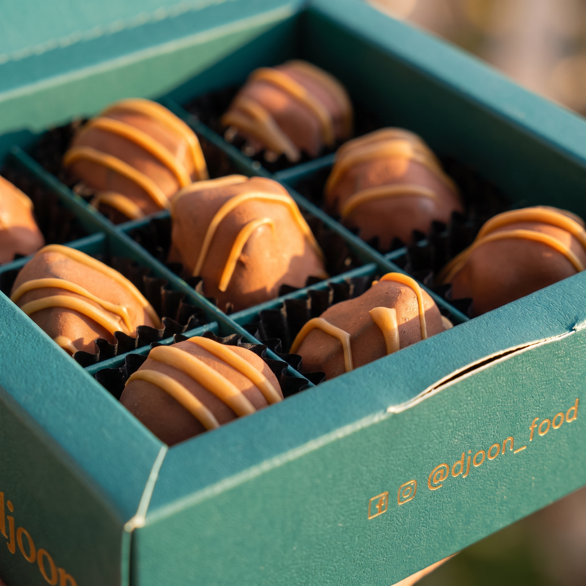 Praline des Monats: Matcha-Erdbeere (Bio)